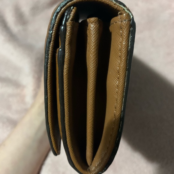 Michael kors leather wallet in brown - Picture 2 of 8